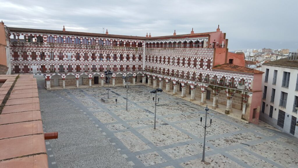 Rehabilitación de plaza alta de badajoz